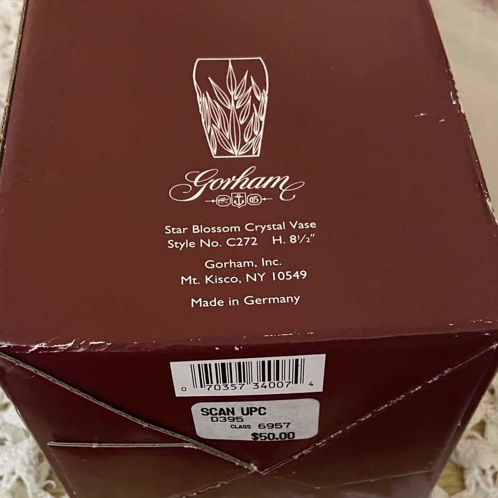 Elegant Crystal Vase by Gorham - Picture 2 of 5